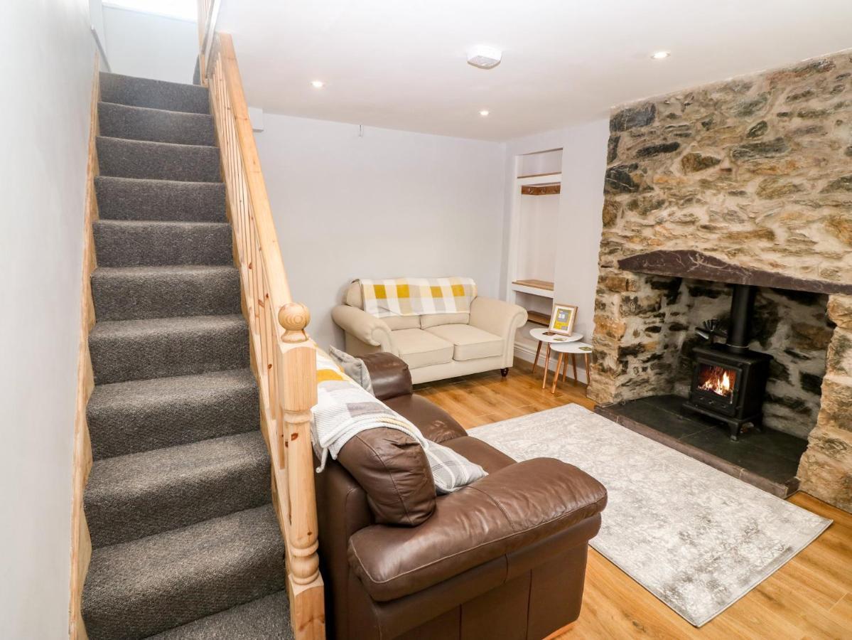 3 Green Terrace Gaerwen Экстерьер фото